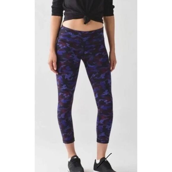 Lululemon Wunder Under Cropped Leggings - Picture 1 of 9